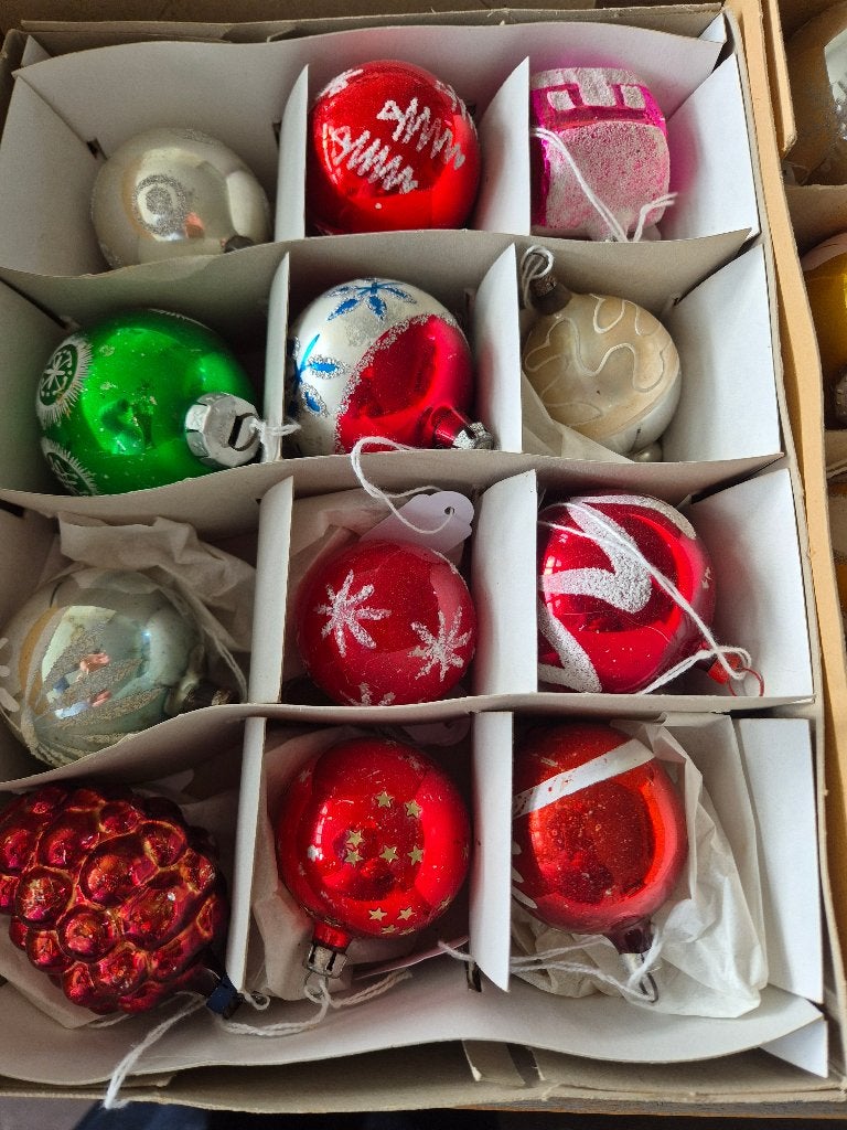 Oude vintage kerstballen gekleurd en meer, Diversen, *, Gebruikt, *, Ophalen of Verzenden