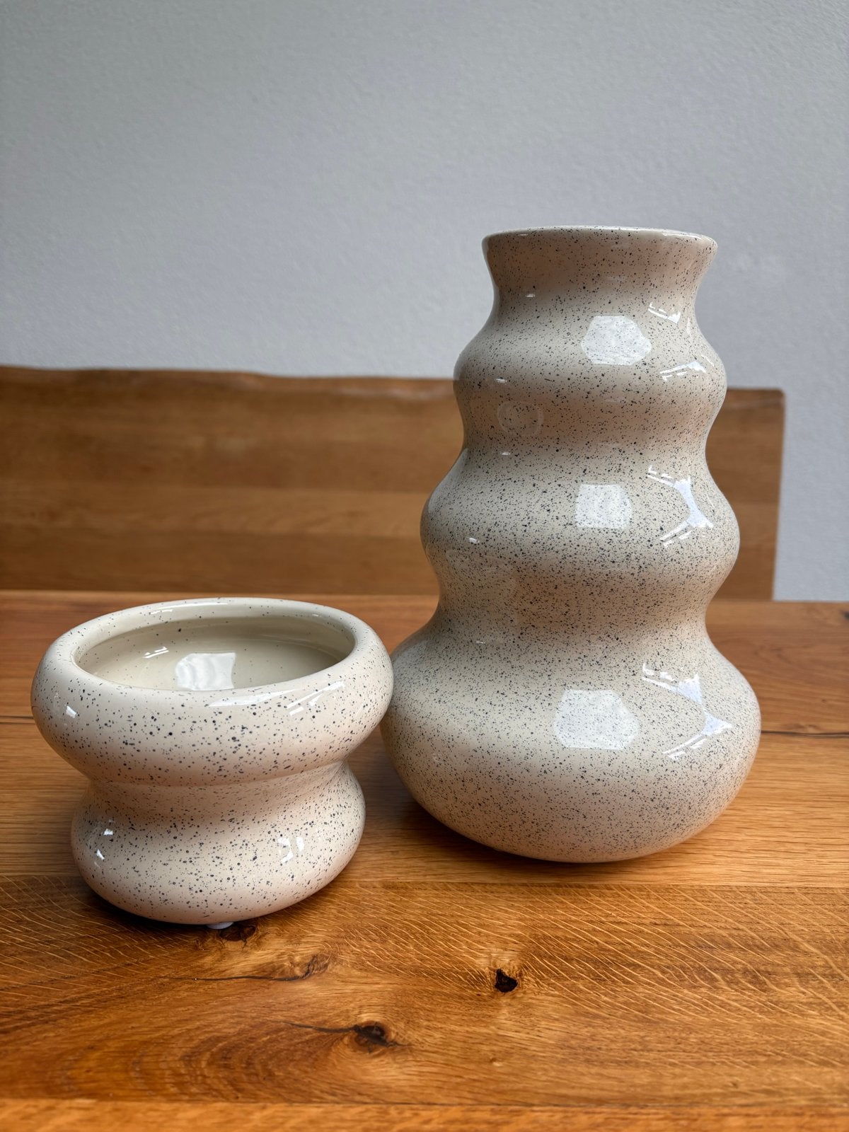 Set van 2 HEMA keramieken vazen/bloempotten, nieuw, Overige kleuren, Aardewerk of Porselein, Nieuw, Ophalen of Verzenden