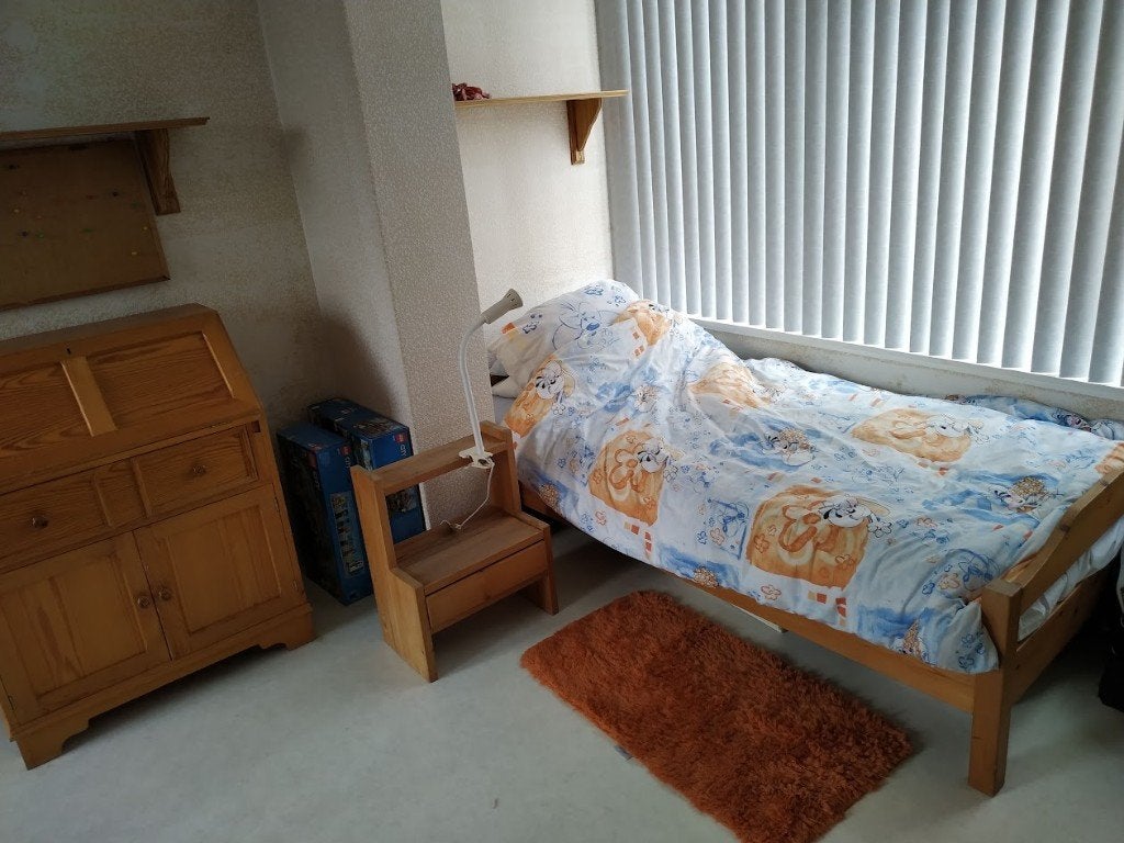 een persoons grenen bed, Ophalen, Eenpersoons, 210 cm, Hout