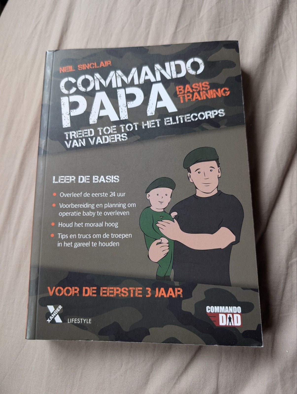 Commando papa., Ophalen of Verzenden, Zo goed als nieuw, Neil Sinclair