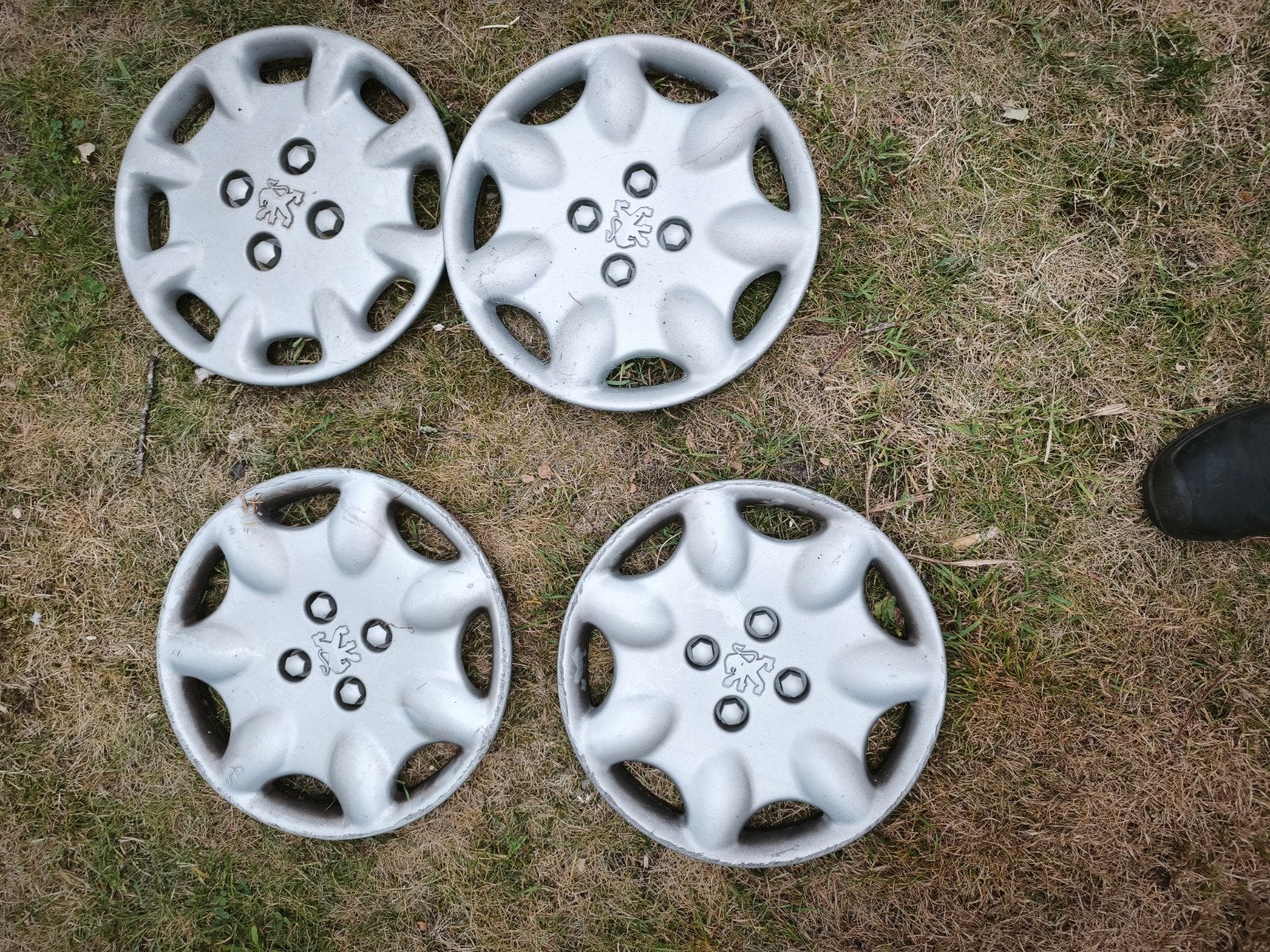 wieldoppen peugot 106 R13, Auto diversen, Wieldoppen, Ophalen