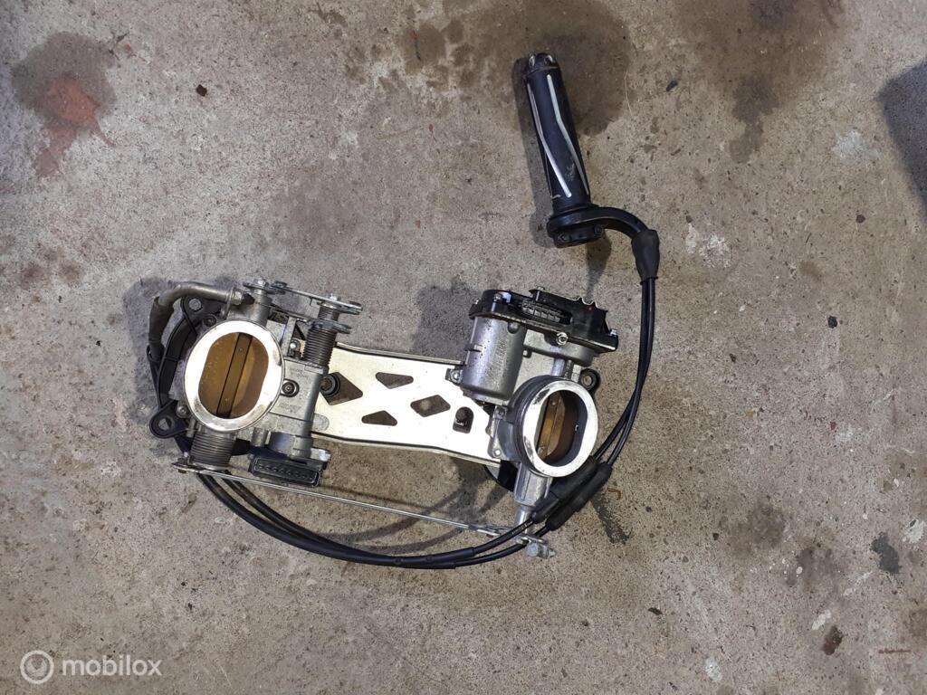 Gasklephuis gasklephuizen throttle body Multistrada Diavel, Gebruikt, Ophalen of Verzenden