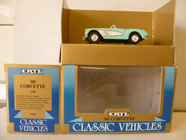 Ertl Chevrolet Corvette 1960 nieuw in doos 1:43 modelauto, Hobby en Vrije tijd, Modelauto's | 1:43, Ophalen of Verzenden, Nieuw