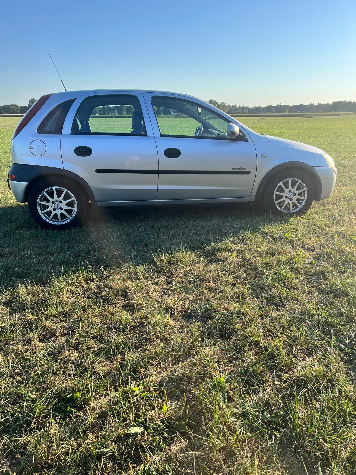 Opel Corsa 1.2 16V 5D 2002 Grijs, Gebruikt, Achterklep, Voor, Opel