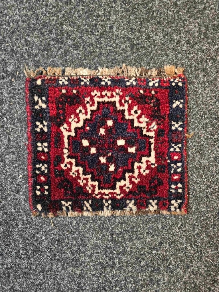 Klein oosters tapijt 31/27 cm, Ophalen of Verzenden