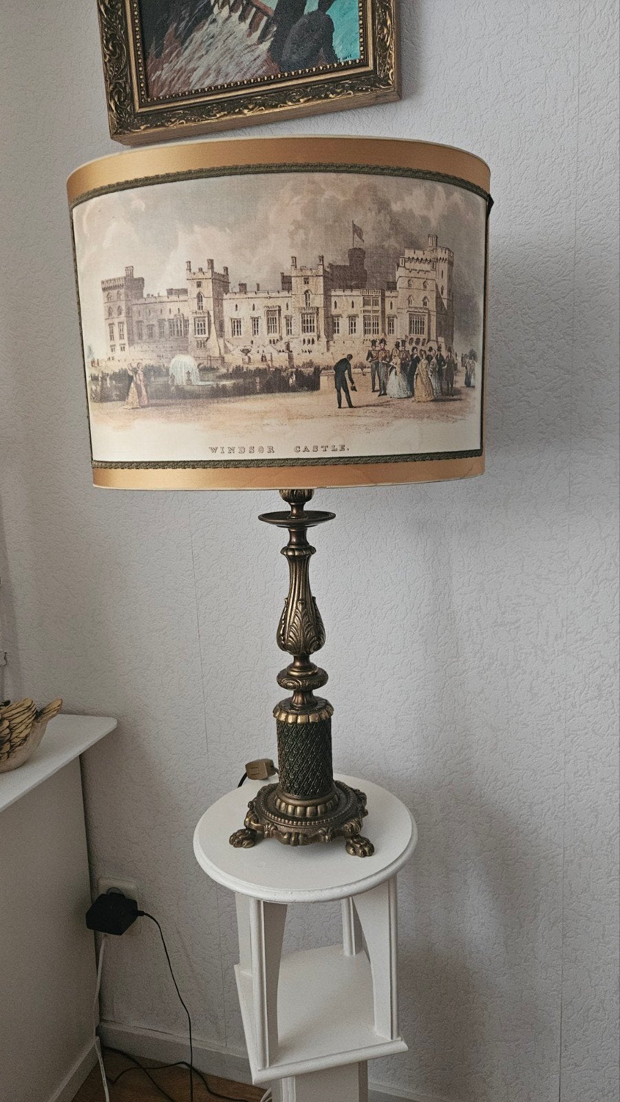Messing voet met lampenkap winsor castle goed werkend, Huis en Inrichting, Lampen | Vloerlampen, Ophalen, Minder dan 100 cm