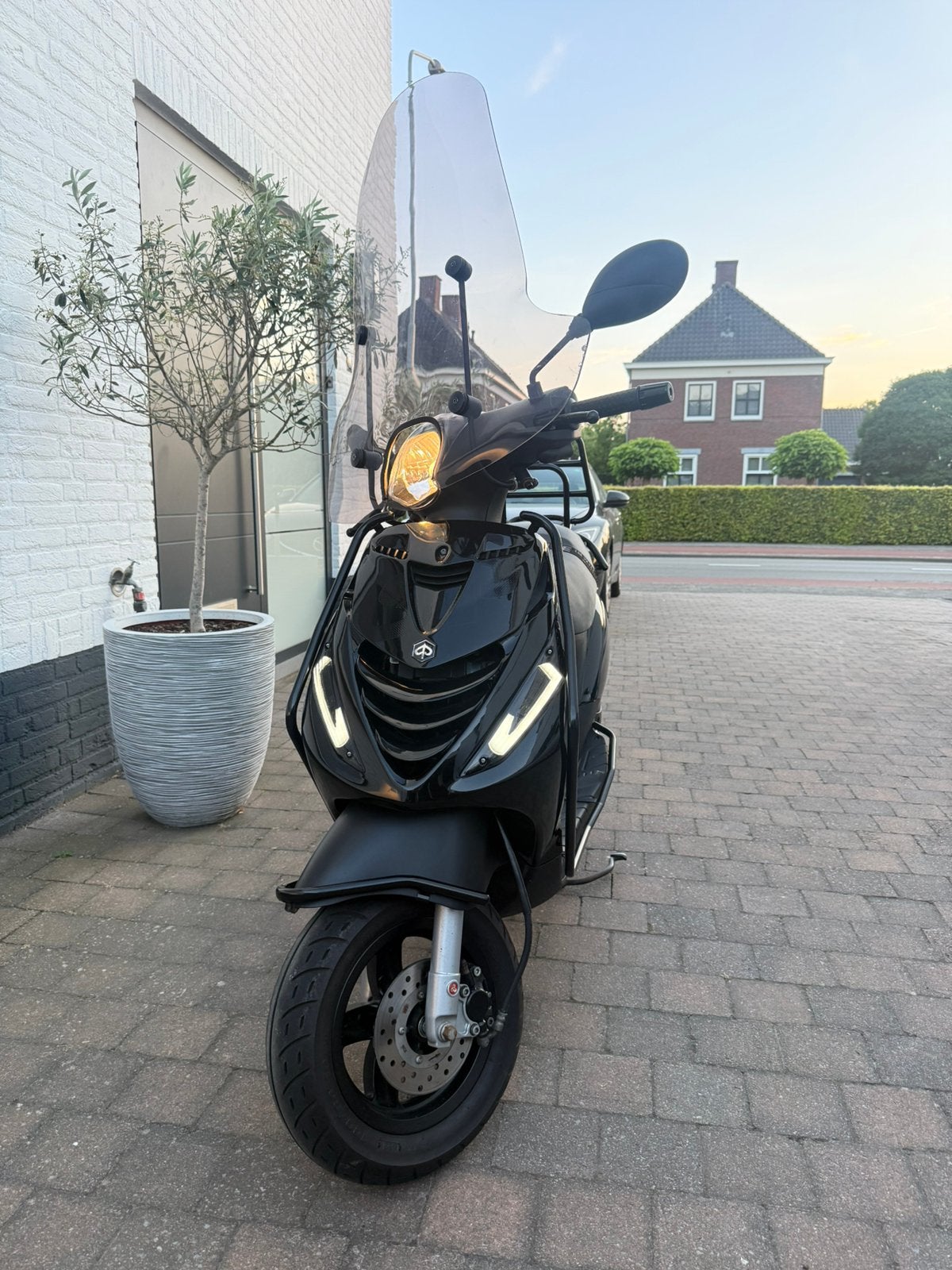 Piaggio Zip iGet, Fietsen en Brommers, Scooters | Piaggio, Ophalen, Gebruikt, Zip, Benzine
