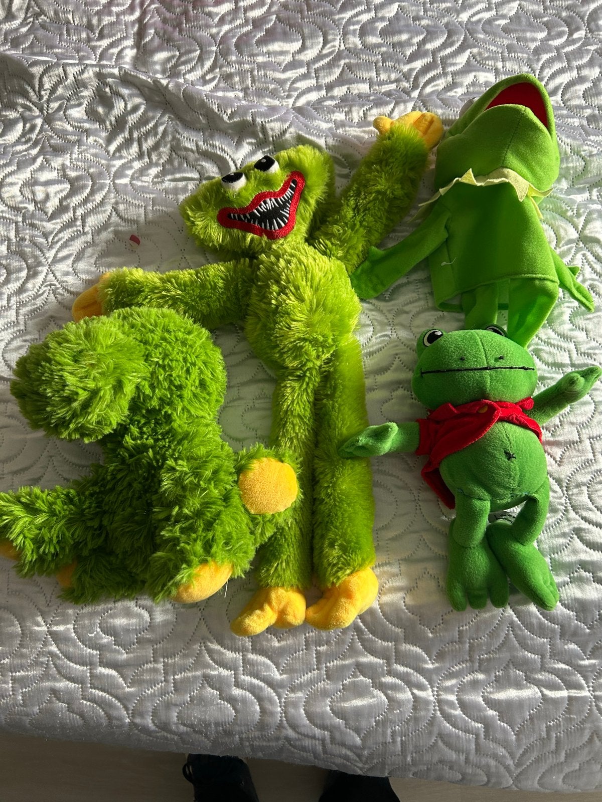 Leuke groene knuffels: kikkers, Huggy Wuggy en dino, Kikker, Overige merken, Overige karakters, Ophalen of Verzenden
