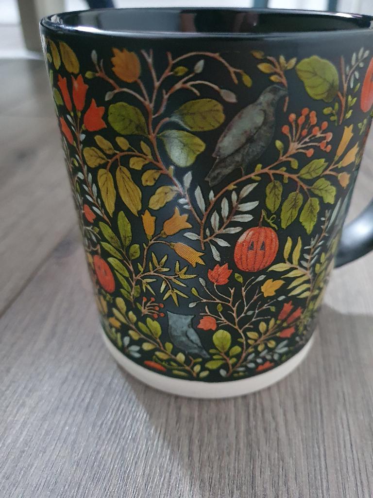 Hallo Autumn Halloween mok, Nieuw, Ophalen of Verzenden, Overige stijlen, Kop(pen) en/of Schotel(s)