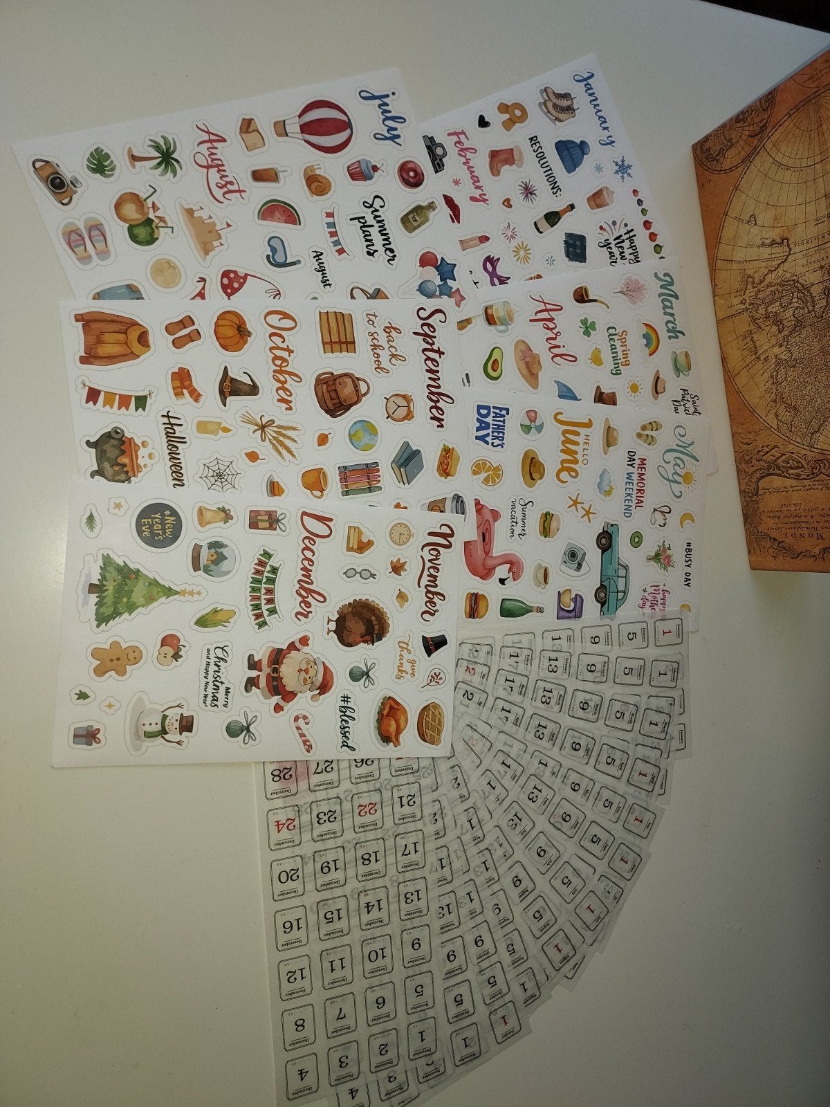 Planner Stickers: Maanden, Seizoenen & Datums, Ophalen of Verzenden