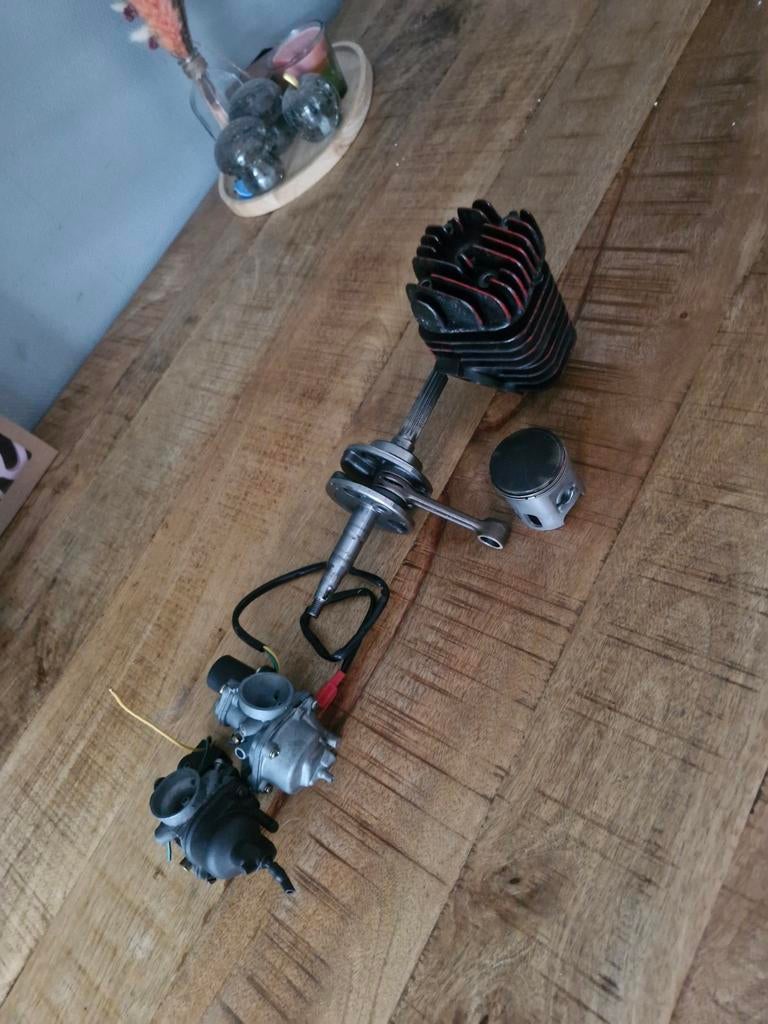 90cc Minarelli kit met 2x 17.5mm carburateurs, Ophalen