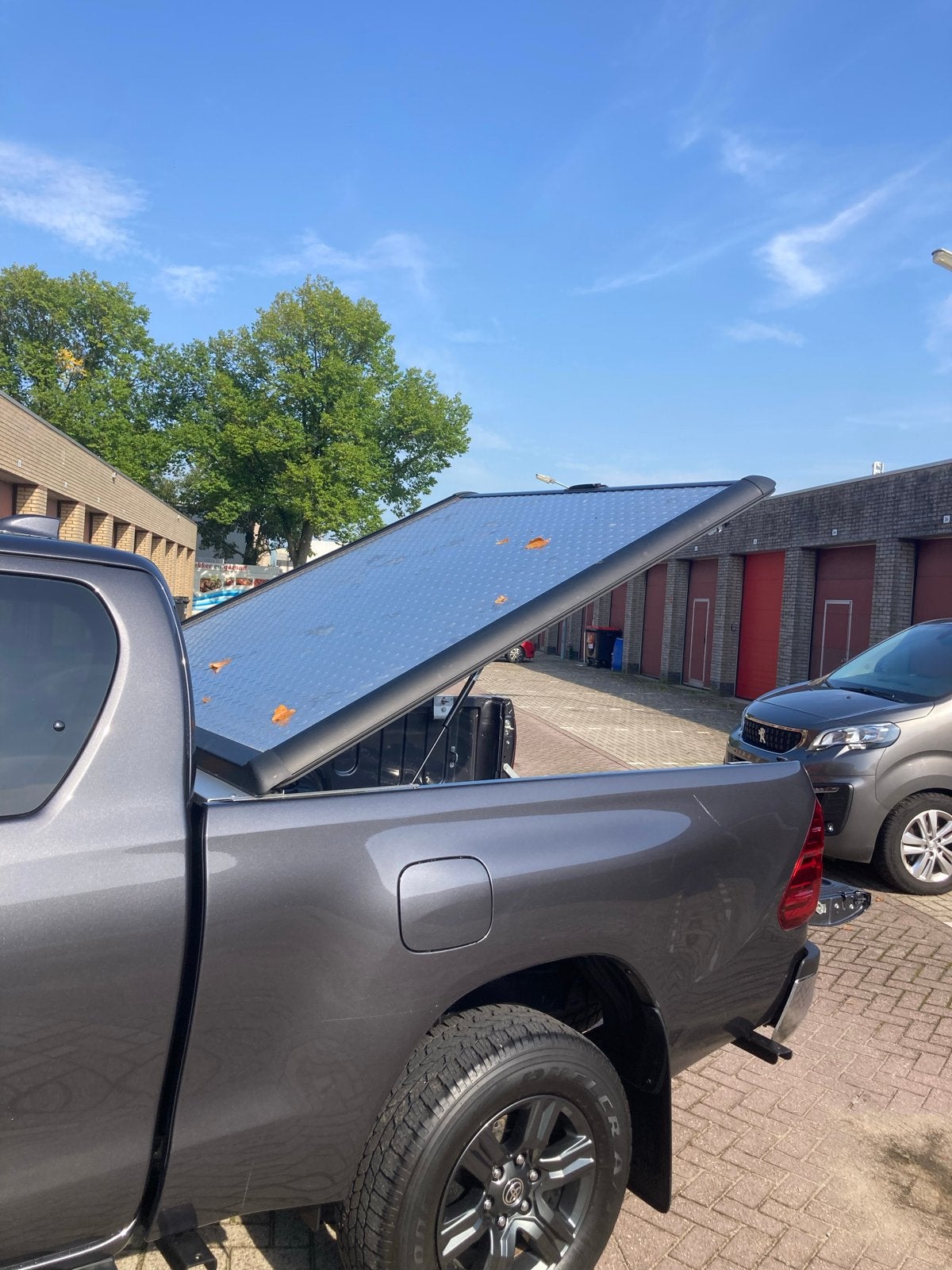 Toyota Hilux Laadbak met deksel  - Zo goed als nieuw, Ophalen, Zo goed als nieuw