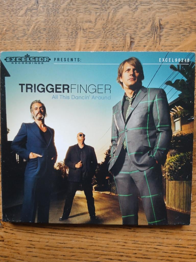 CD Triggerfinger : All This Dancin Around, Ophalen of Verzenden, Zo goed als nieuw, Poprock