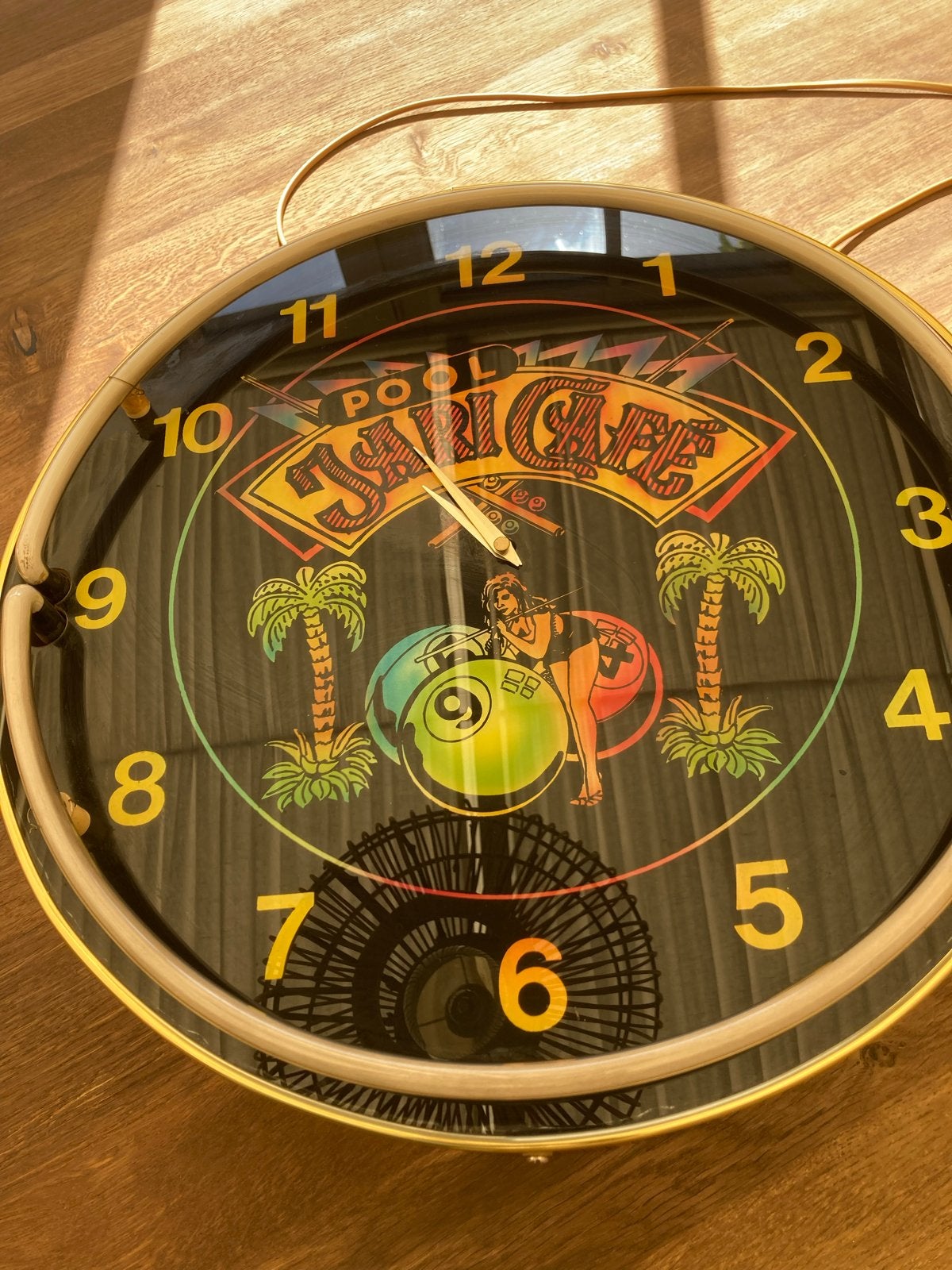 Retro neon klok 'Pool Safari Cafe' - defect voor hobbyist, Ophalen