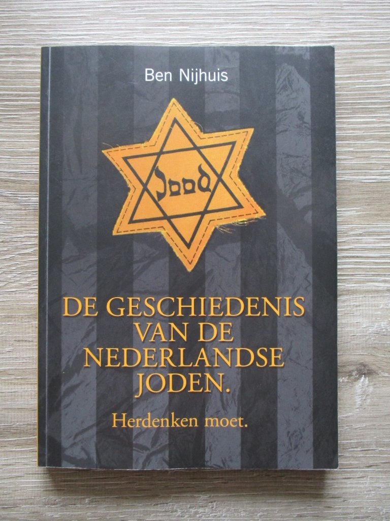 De geschiedenis van de Nederlandse Joden - Ben Nijhuis, Ophalen of Verzenden, Gelezen