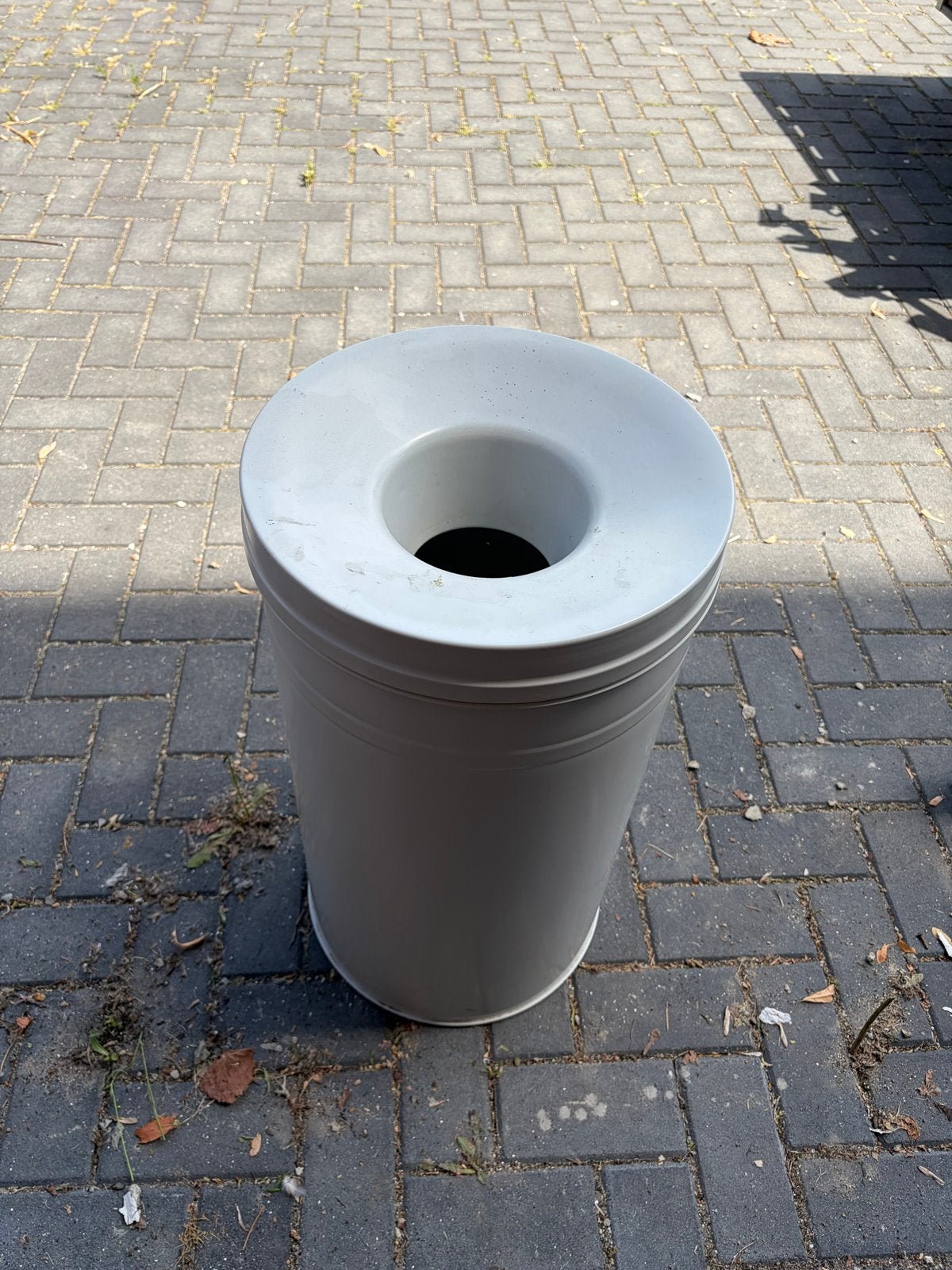 Durable SAFE+ ROUND 60 Afvalbak met vlamdovende deksel, Ophalen, 40 liter of meer, Zo goed als nieuw, 75 – 100