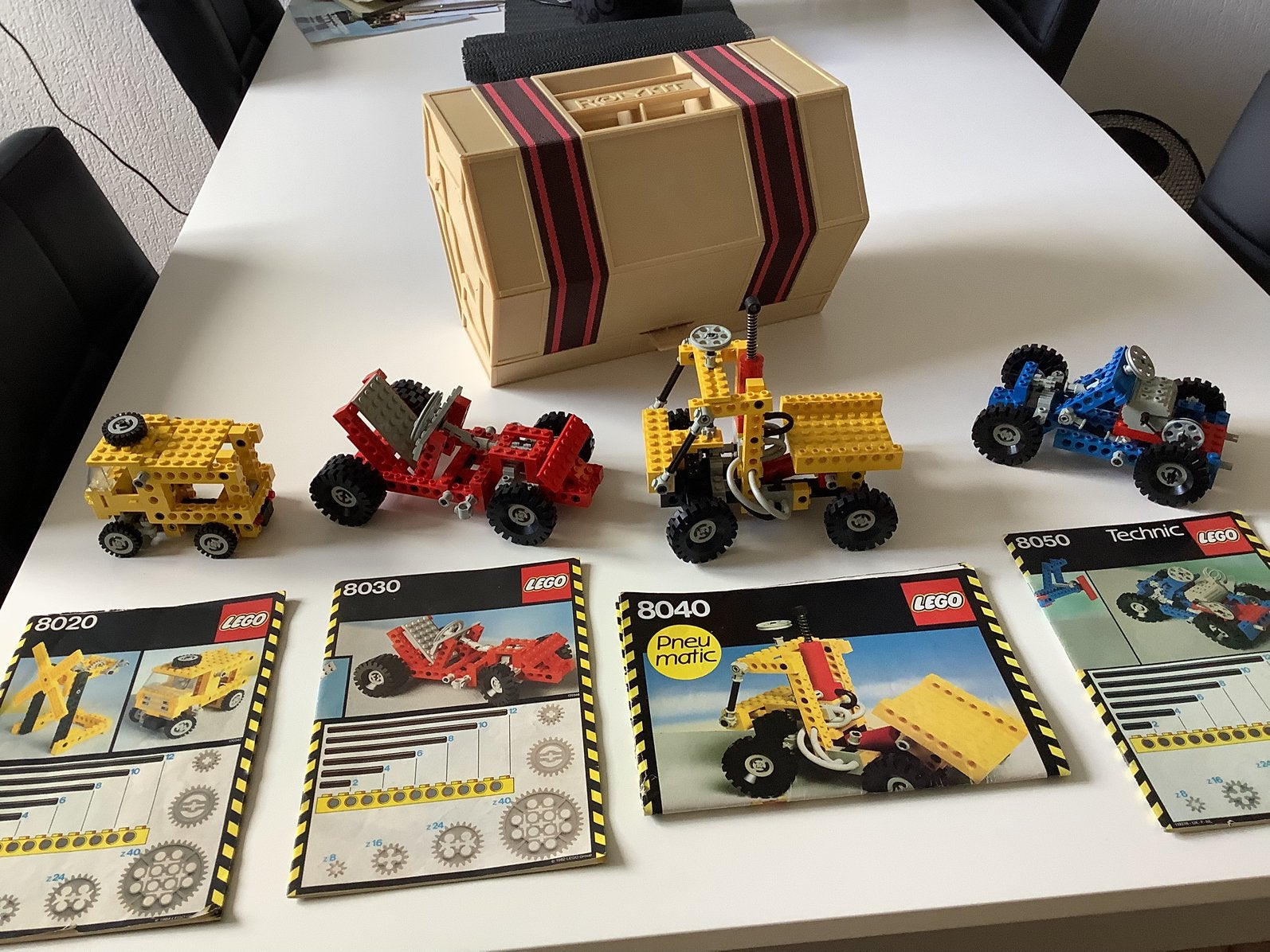 Te koop Lego nummers 8020-8030-8040-8050 en rollerkit, Ophalen, Zo goed als nieuw