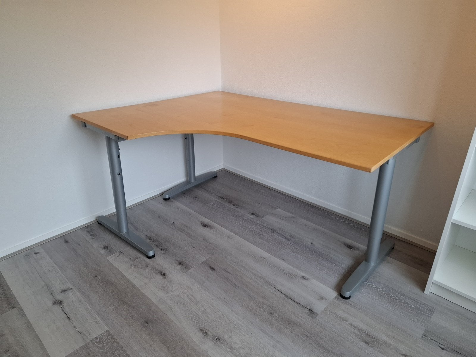 Mooi hoekbureau IKEA Galant, Ophalen, In hoogte verstelbaar, Gebruikt, IKEA