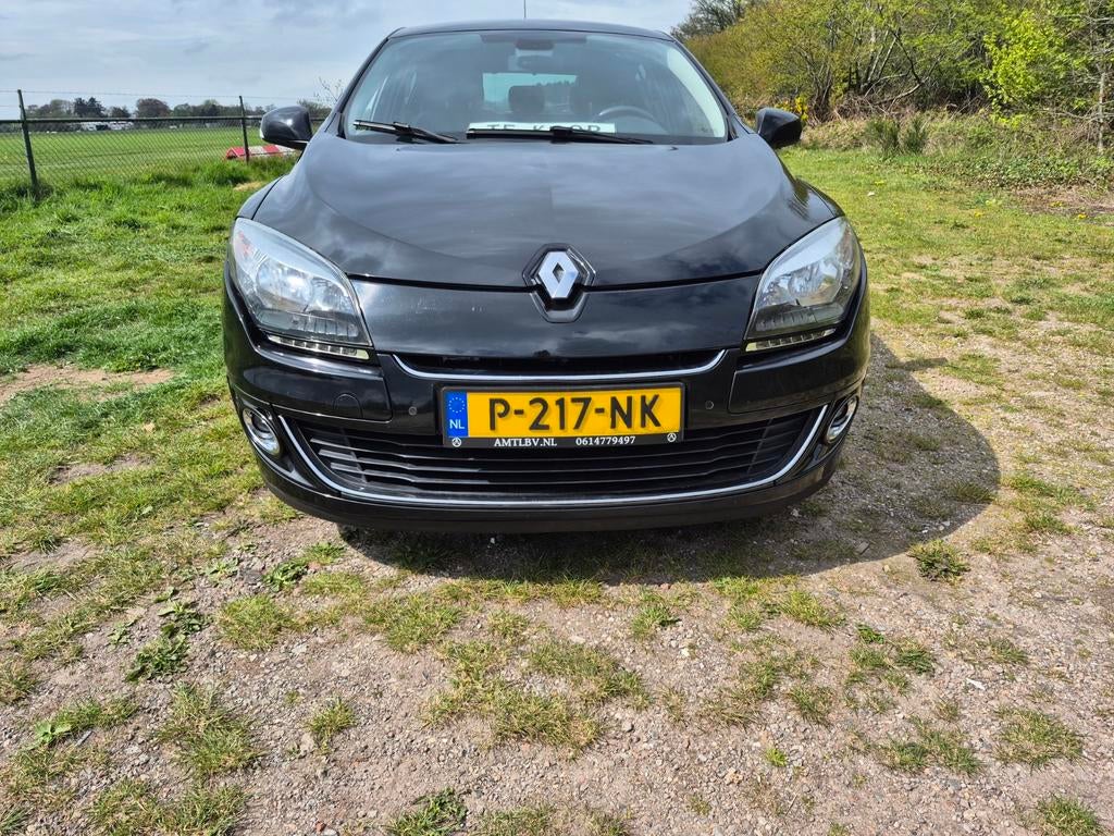 Renault Mégane 1.2 TCE 85KW Energy HB 2012 Zwart Nieuwe apk, Auto's, Renault, Voorwielaandrijving, Stof, Zwart, 4 cilinders
