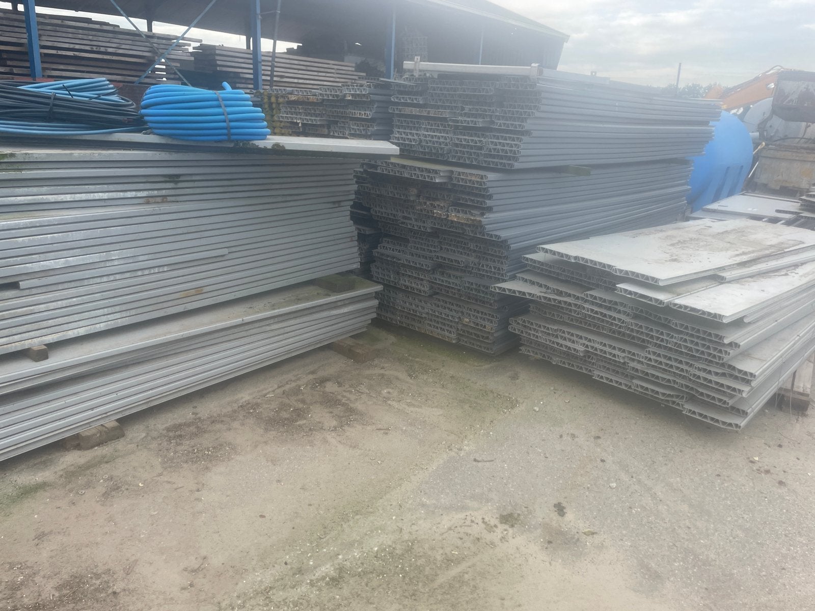 Holle plastic planken voor bloembakken en dierenhokken, Doe-het-zelf en Verbouw, Platen en Panelen, Ophalen of Verzenden, Gebruikt