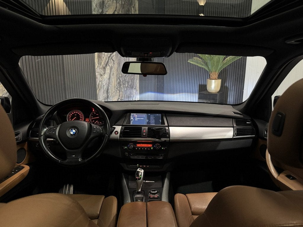BMW X5 XDrive30d M-Pakket|PANO|LEDER|MEMORY|NW APK|300PK, Gebruikt, X5, 2993 cc, 255 €/maand