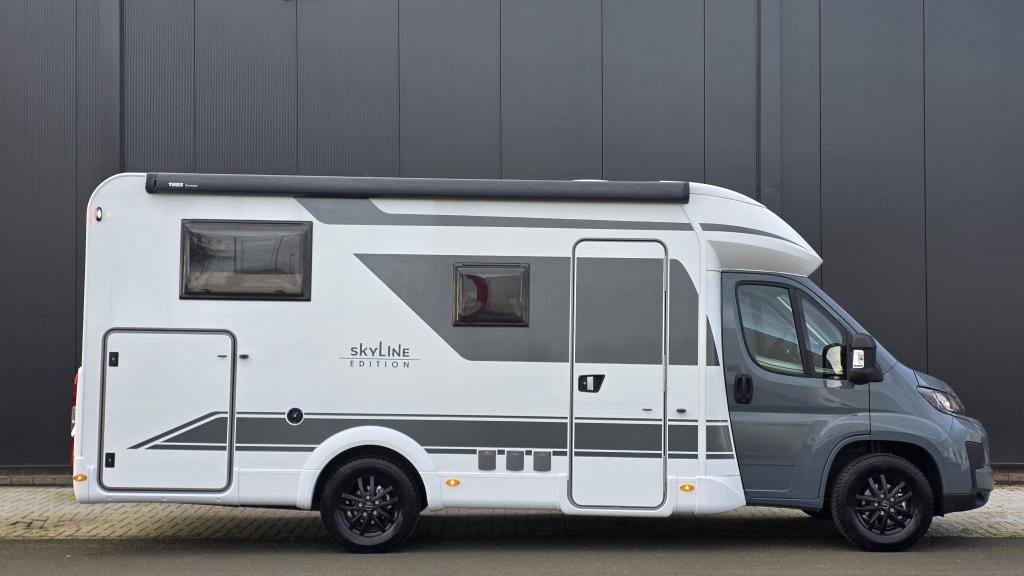 Bürstner Lyseo Time T Skyline 690 G, Automaat, Ringverwarming, Fiat, Koelkast