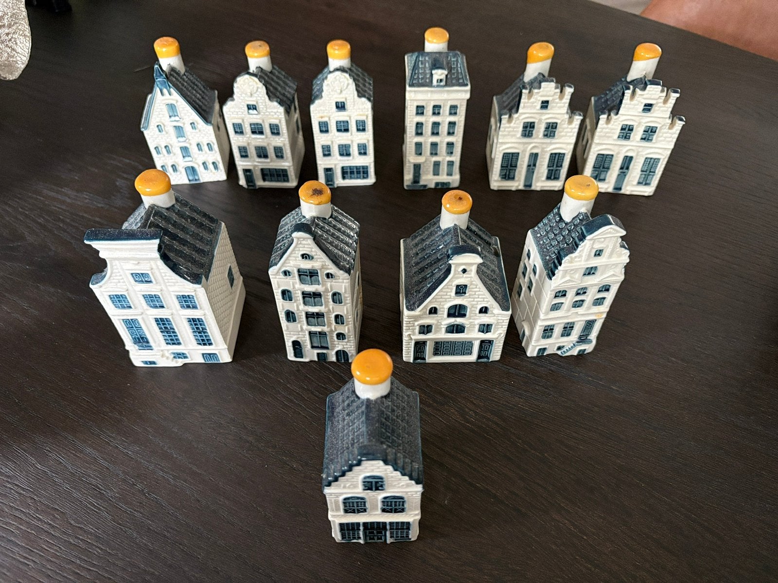 Miniatuur huisjes van KLM, Ophalen of Verzenden, Zo goed als nieuw, 61 t/m 80, Gevuld