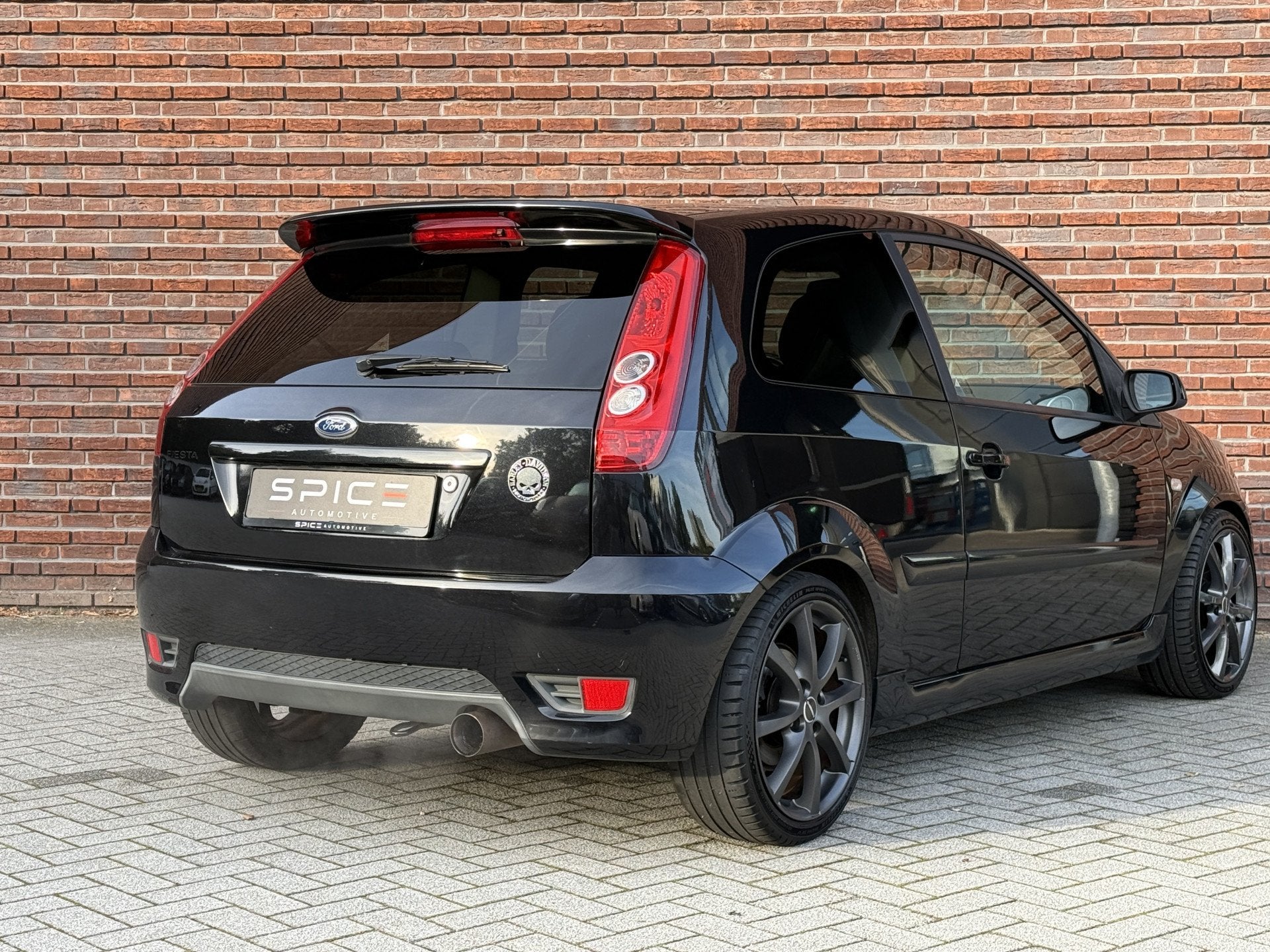 Foto 2 van Ford Fiesta 2.0-16V ST eerste eigenaar orig. Ned. (bj 2006)