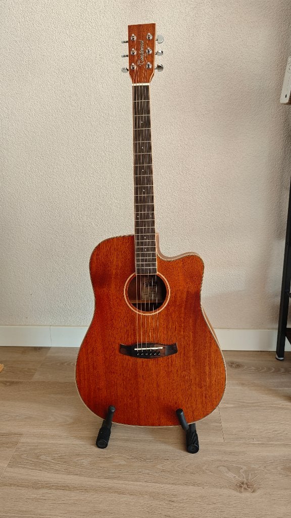 Elektro-akoestische gitaar Tanglewood + Gratis standaard, Muziek en Instrumenten, Ophalen, Zo goed als nieuw, Western- of Steelstringgitaar