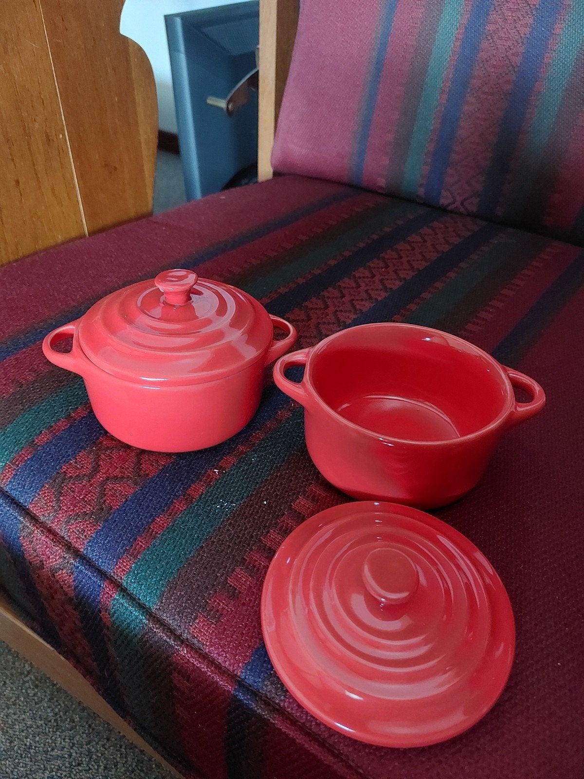 Le Creuset mini-pannetjes (2 stuks) - koraalrood, Met deksel, Overige typen, Nieuw, Le Creuset