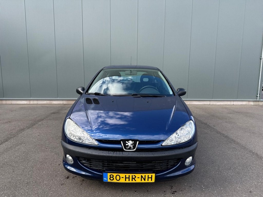 Peugeot 206 1.6-16V XS (bj 2001), 40 €/maand, Blauw, Bedrijf, Handgeschakeld