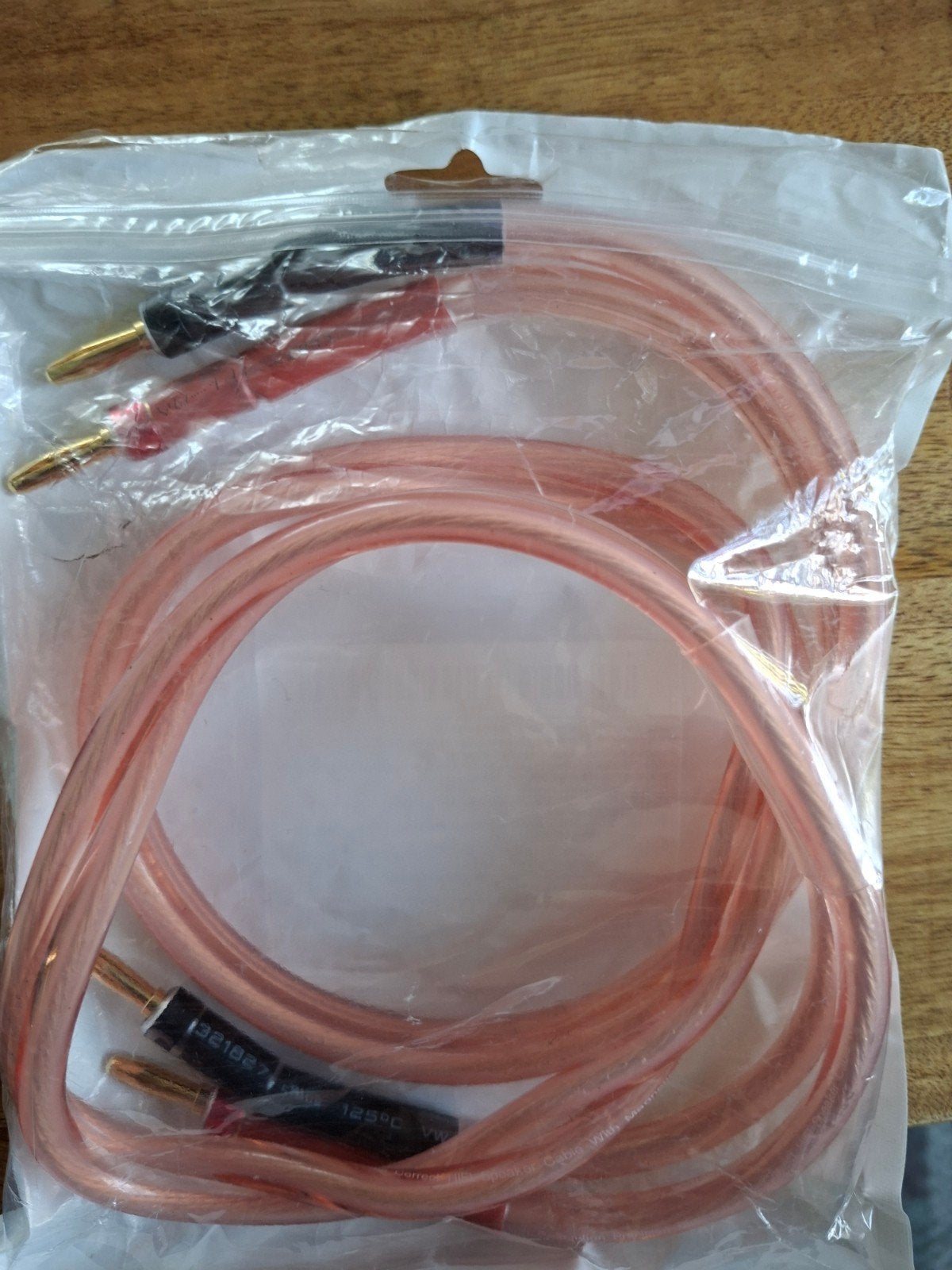 audiokabel voor centerspeaker, Ophalen of Verzenden, Nieuw, Minder dan 2 meter, Luidsprekerkabel