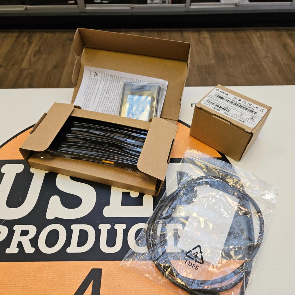 Zebra TC27 WCMTB-T27B6ABC2-A6 + Oplader en Kabel - NEW, Computers en Software, Scanners, Nieuw