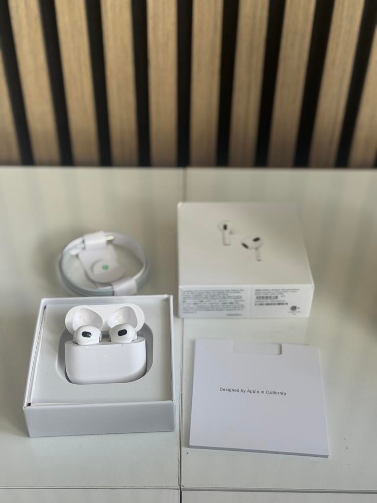 Apple Airpods 3, nieuw gesealed, Nieuw, Ophalen of Verzenden, Apple, In oorschelp (earbud)