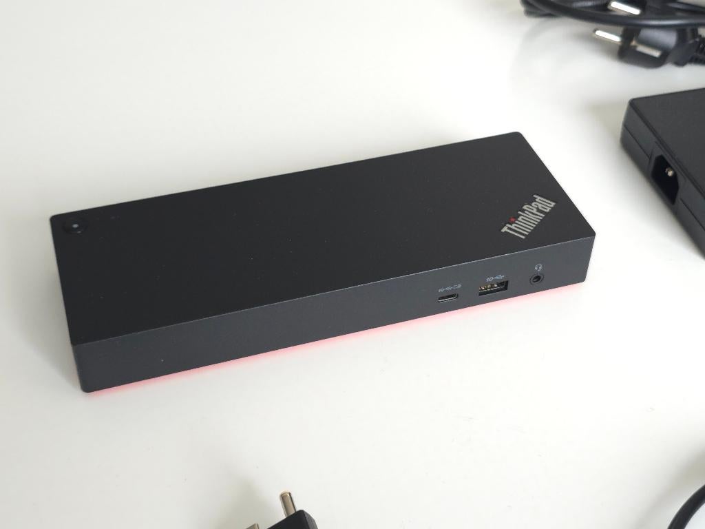 Lenovo Thinkpad Docking Station 300W, Computers en Software, Dockingstations, Lenovo ThinkPad, Ophalen of Verzenden, Zo goed als nieuw