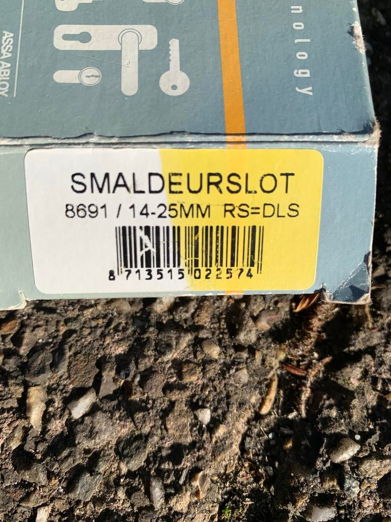 NEMEF Smaldeurslot 8691/14-25MM RS=DLS - Nieuw in doos, Ophalen of Verzenden, Nieuw, IJzer, Slot