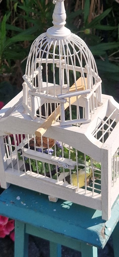 Mooie sierlijke vogelkooi + koepel voor decoratie (brocante), Dieren en Toebehoren, Vogels | Hokken en Kooien, Ophalen of Verzenden