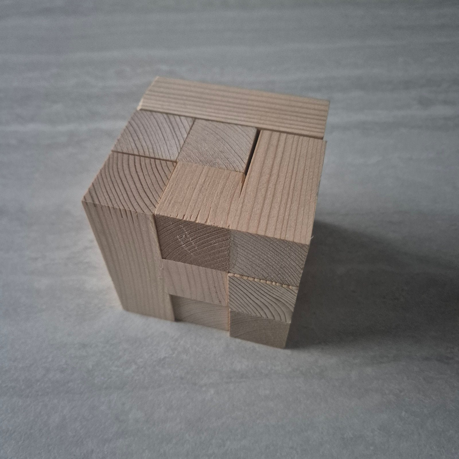 Houten 3D Kubus Puzzel - Brain Teaser, Ophalen of Verzenden, Zo goed als nieuw, Puzzelen