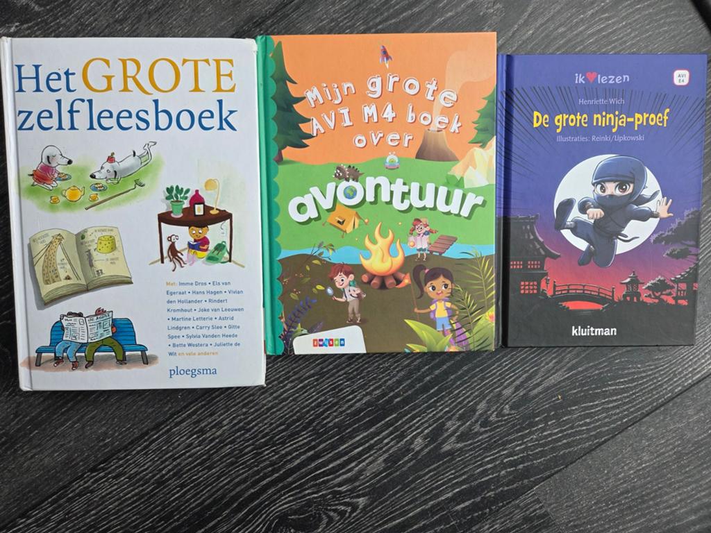 Set avontuurlijke  kinderboeken avi start tm E4, Ophalen of Verzenden, Zo goed als nieuw, Fictie algemeen