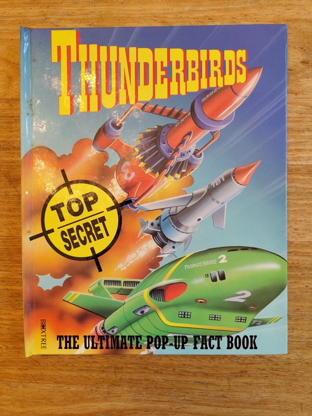 Thunderbirds Pop-Up Boek - The Ultimate Fact Book, Ophalen of Verzenden, Zo goed als nieuw, Tv-serie