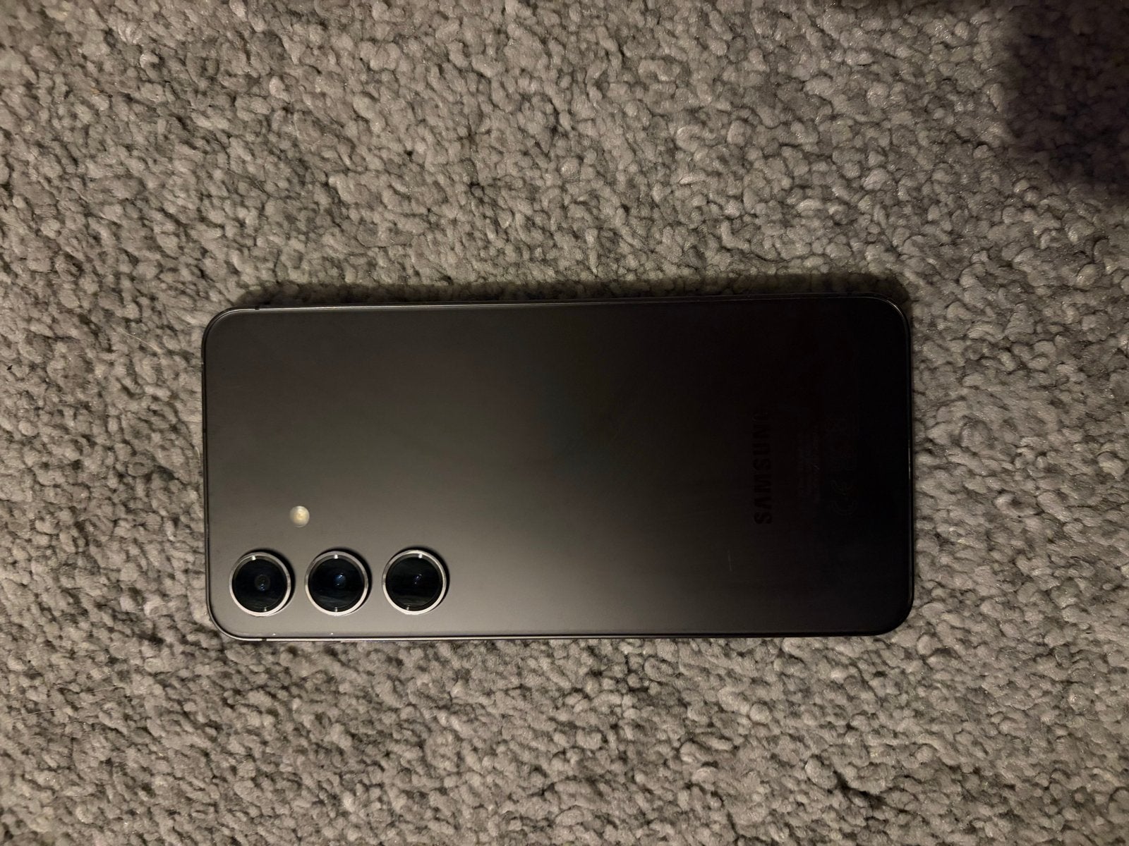 Foto 5 van Samsung Galaxy S24- Lichte krassen op scherm