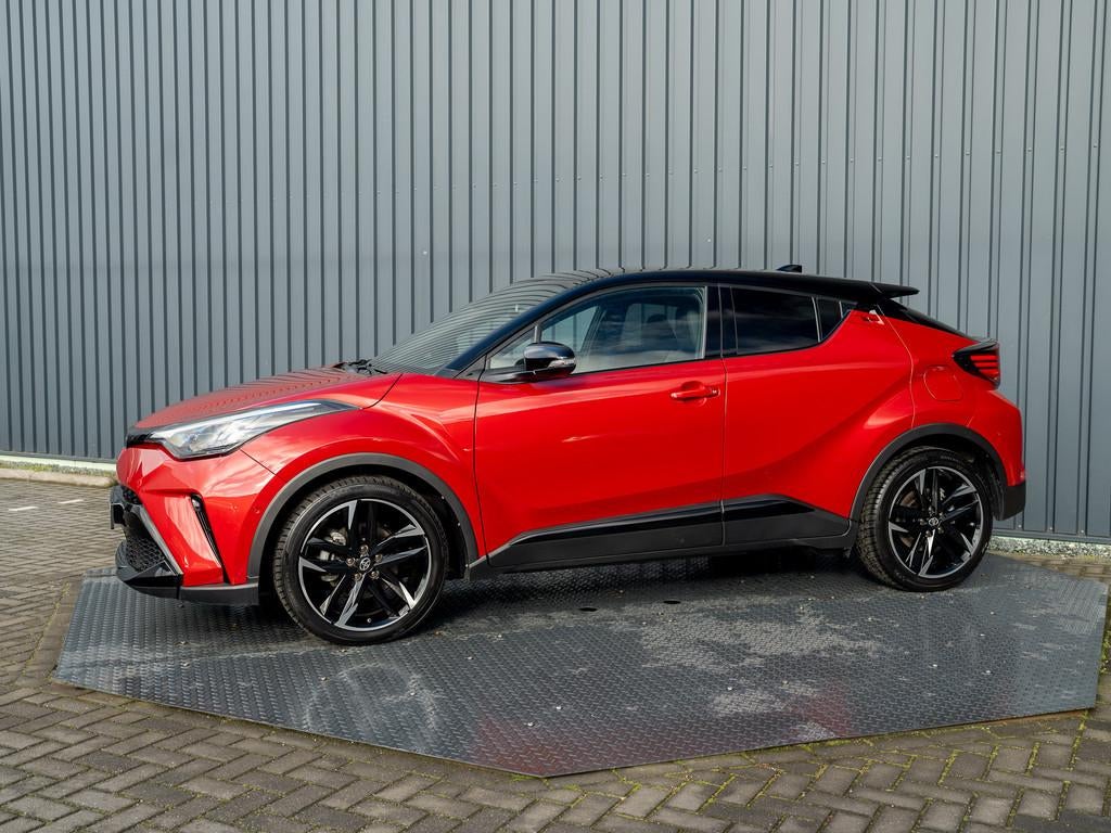 Toyota C-HR 1.8 Hybrid GR-Sport | Bi-Tone | Trekhaak | Dodeh, Auto's, Toyota, 12 maanden, 4 cilinders, Bedrijf, Hybride Elektrisch/Benzine