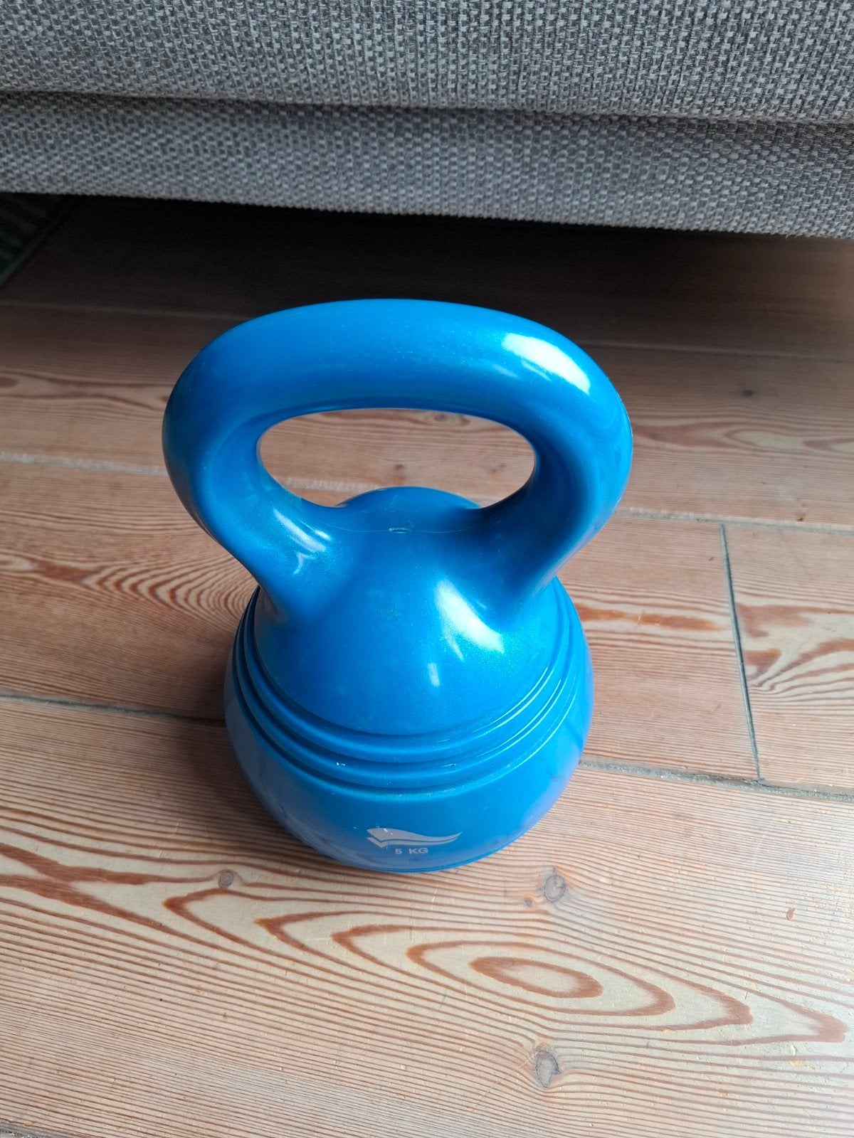 Kettelbell 5 kg kettlebell 5kg kilo fitness gewicht, Sport en Fitness, Fitnessmaterialen, Ophalen, Zo goed als nieuw, Kettlebell