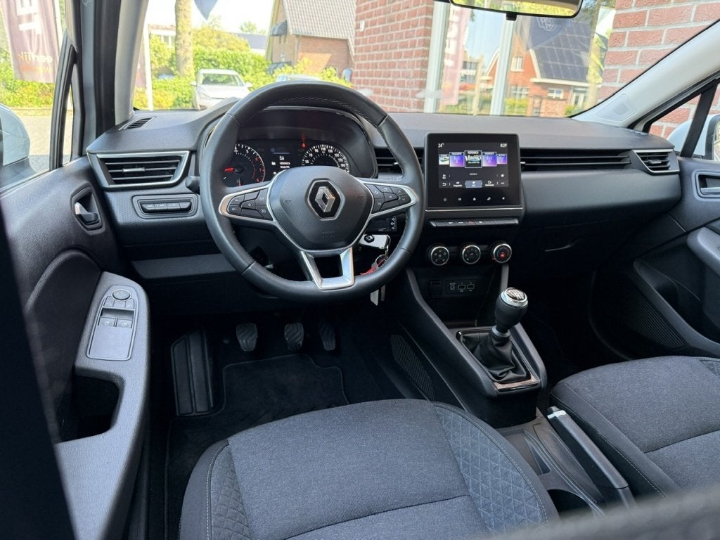 Renault Clio 1.0 TCe 90 Techno NAVI / AIRCO / CRUISE / PDC /, Gebruikt, 580 kg, Origineel Nederlands, Bedrijf