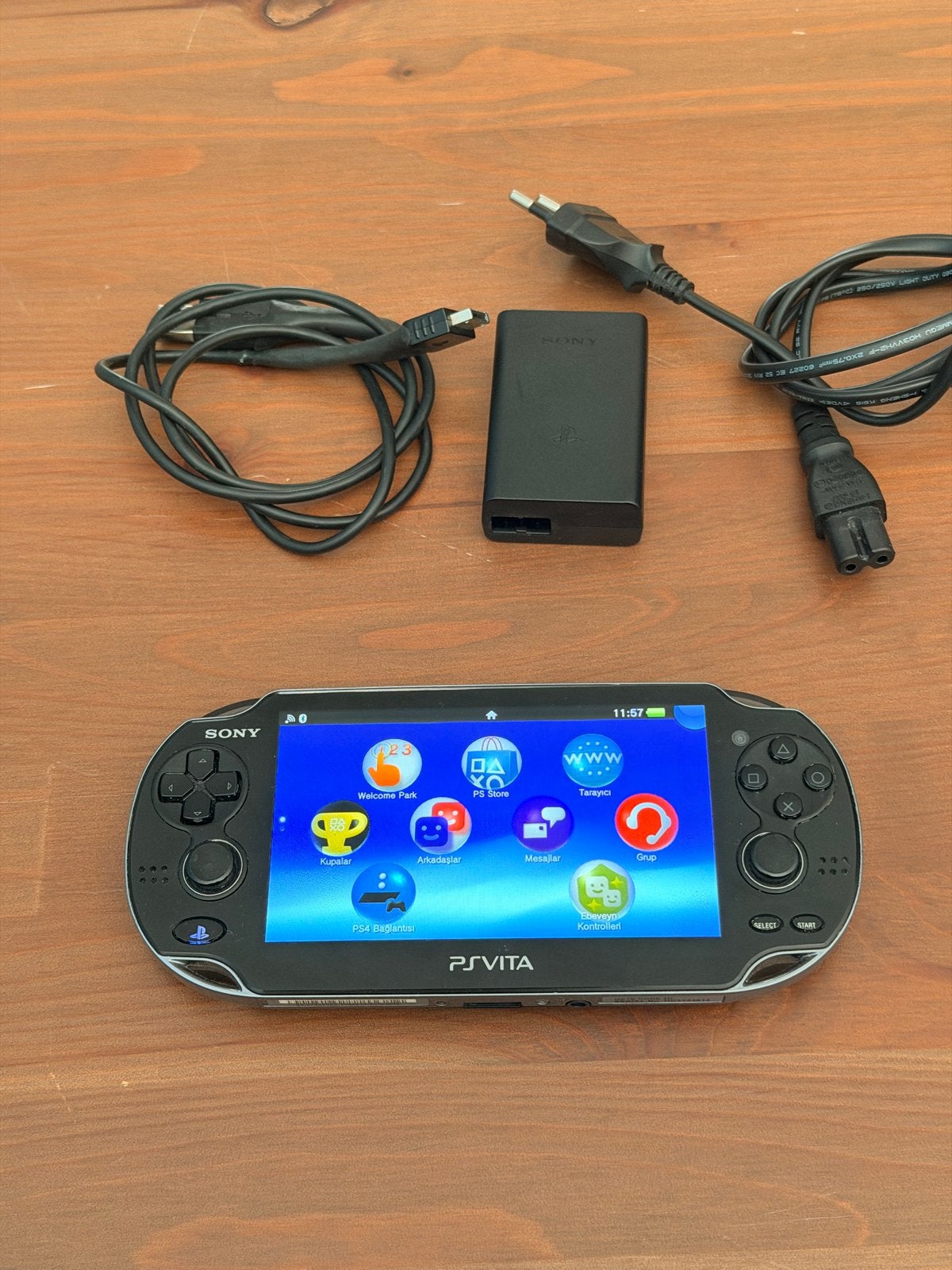 Sony PlayStation Vita - Zwart met oplader, Ophalen, Gebruikt, Zwart