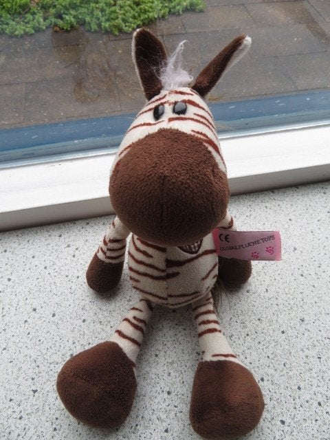 Zebra zebrapaard merk Global Pluche Toys meet ca 28 cm, Ophalen of Verzenden, Zo goed als nieuw, Overige typen, Korrelvulling