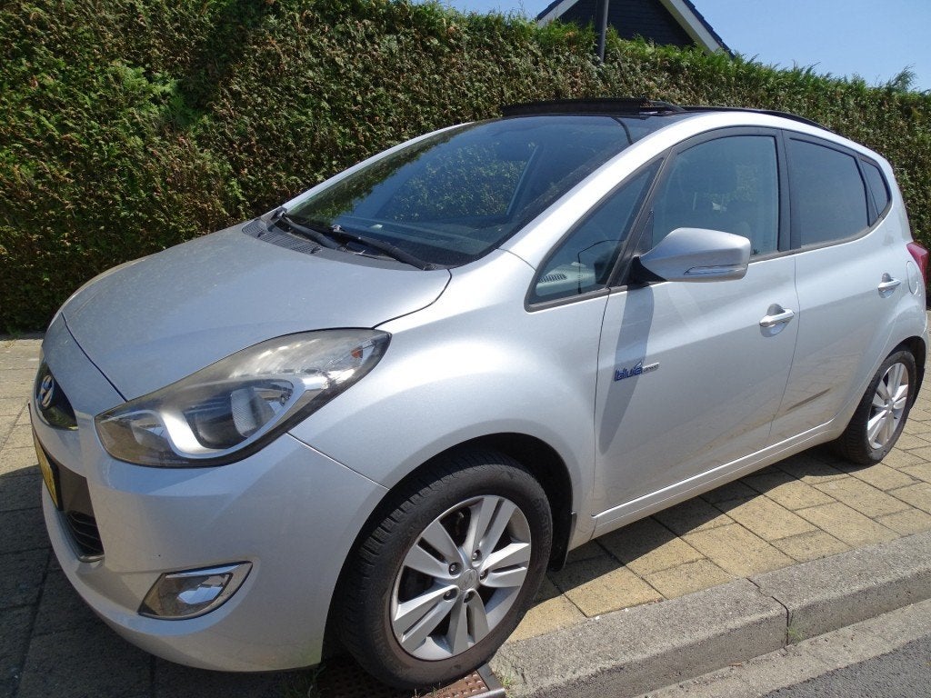 Hyundai IX20 1.4I I-VISION-Clima-Cruise-Trkh-Usb-Blth-Panoda, Auto's, Hyundai, Voorwielaandrijving, Euro 5, Gebruikt, 4 cilinders