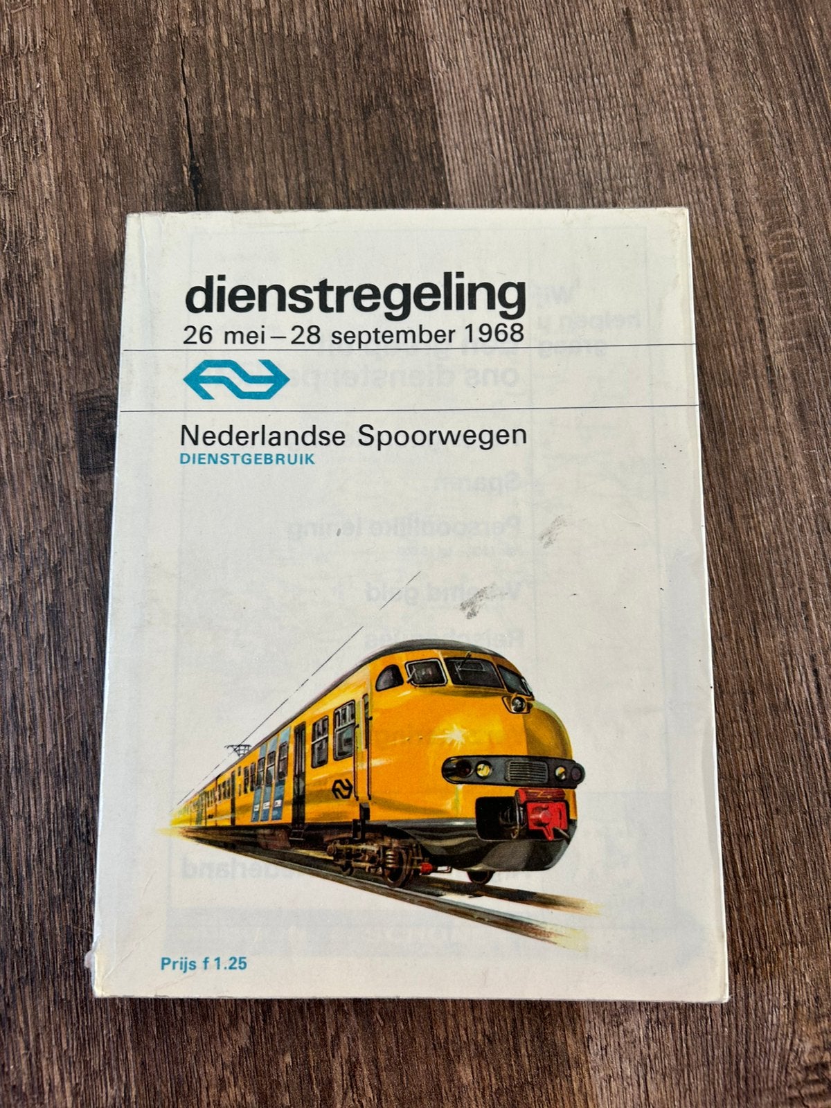 NS dienstregeling 26-05 tot 28-09-1968., Verzamelen, Ophalen of Verzenden, Gebruikt, Trein, Overige typen
