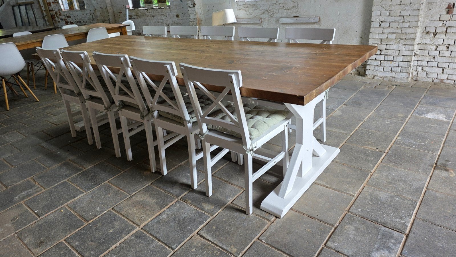 280 cm lange Richmond eettafel met 10 stoelen, Huis en Inrichting, Tafels | Eettafels, 200 cm of meer, Ophalen of Verzenden, Nb