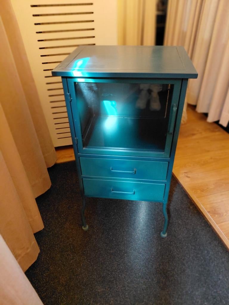 Kastje met 2 lades, Huis en Inrichting, Slaapkamer | Nachtkastjes, Ophalen, Zo goed als nieuw, Minder dan 45 cm, 70 cm of meer